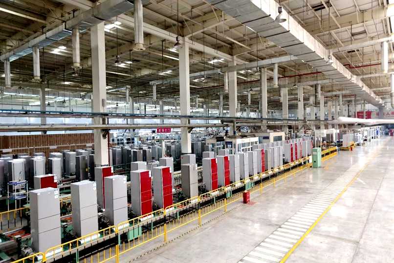 Refrigerator assembly line